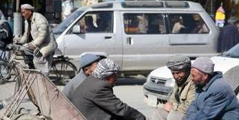 کارگران، کار و بيکاری!