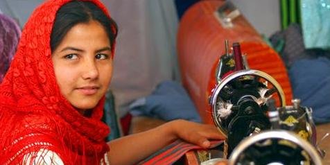 قرضه های کوچک برای بيش از 300 هزار تن از زنان